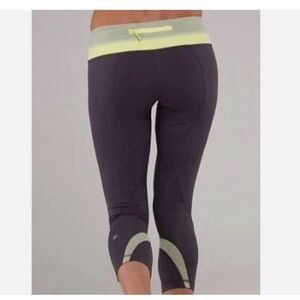 LULULEMON Run: Inspire Crop II Grey Yellow Stripe Size 6
